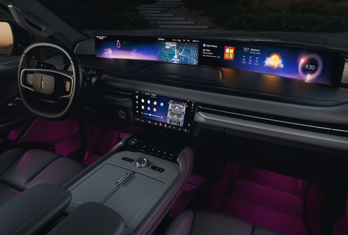 Lincoln-MKT_2.png